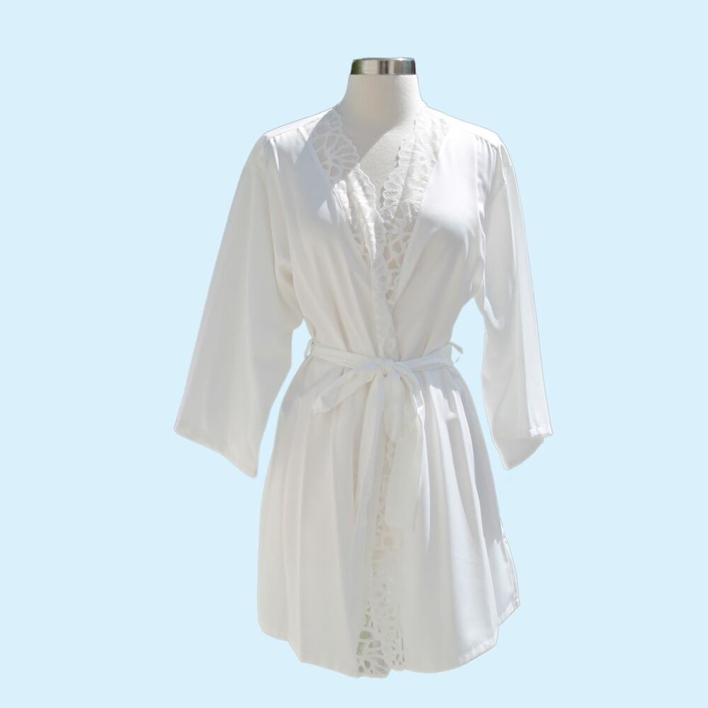 Natori Women's Bridal Ivory White Short Satin Robe Lace Trim Size S